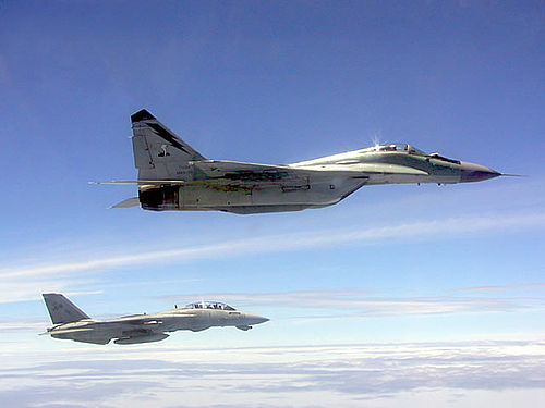 500px-F14_and_Royal_Malaysian_Air_Force_Mig29.jpg