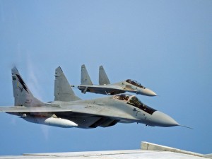 A MIg-29N M43-04 flies in formation with Sukhoi Su-30MKM M52-10 and US Navy Super Hornets. What is interesting is the Fulcrum is carrying the Chobham air-to-air refueling pod normally carried by the Sukhois. Probably it was used to train other Fulcrum pilots in AAR without waiting for other aircraft. Picture credit US Navy